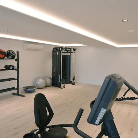 Acqua - Private Swimming Pool