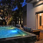 Acqua - Private Swimming Pool * Funchal (Madeira)