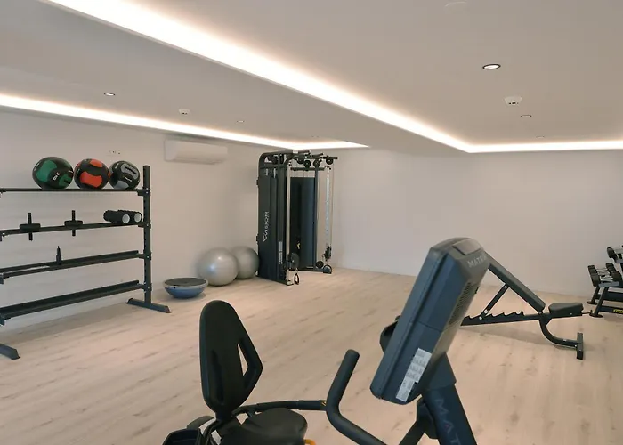 Acqua - Private Swimming Pool