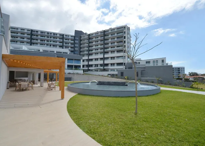 Acqua - Private Swimming Pool *