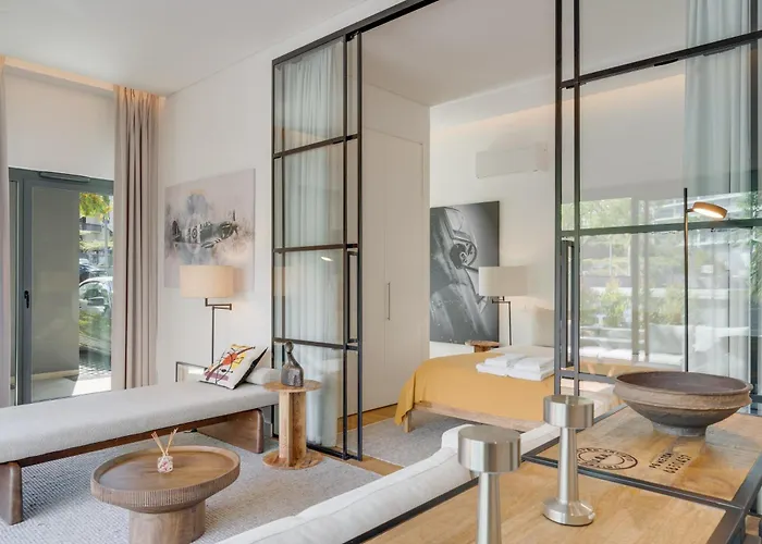 Acqua - Private Swimming Pool * Funchal (Madeira)